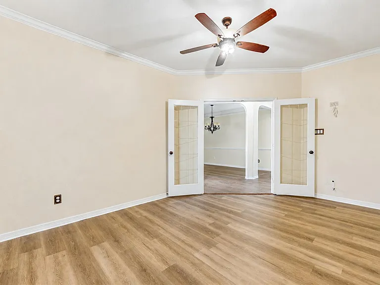 17415 Elverson Oaks Dr — Photo 11