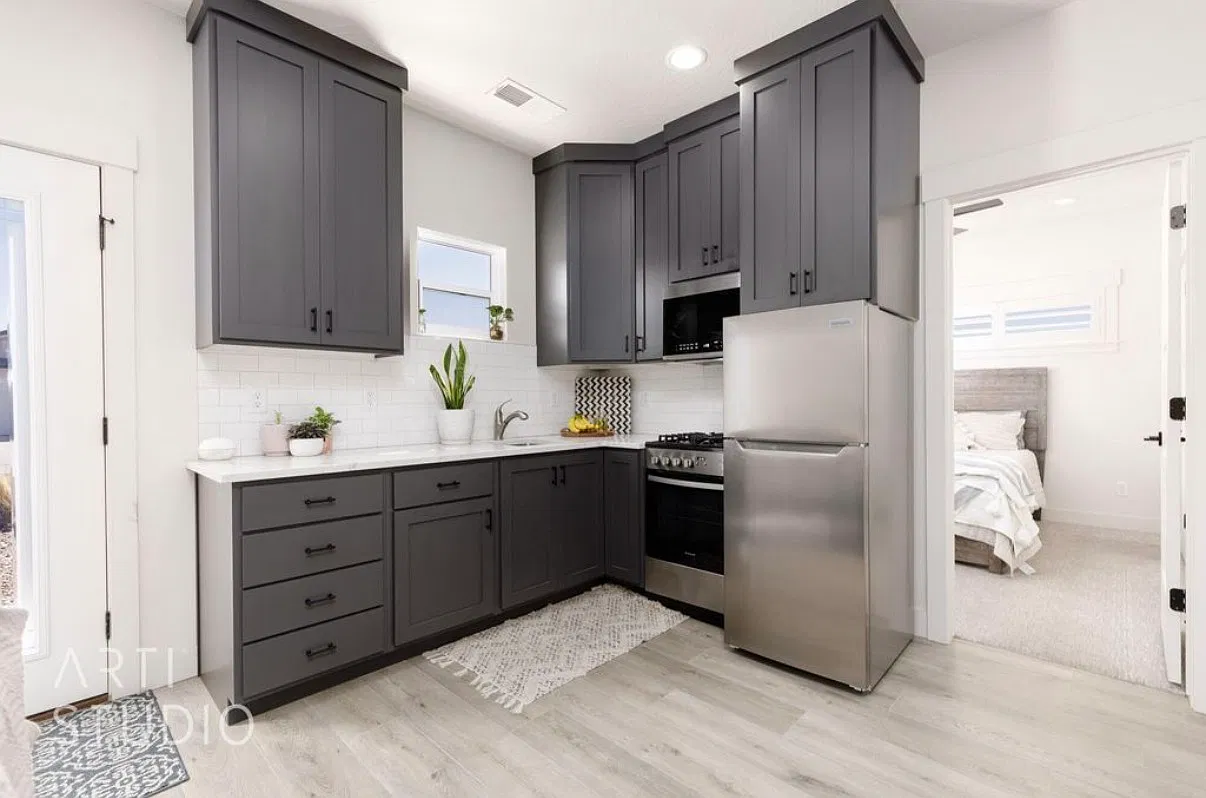 1 bed, 800 sqft, $1,400 — Photo 2
