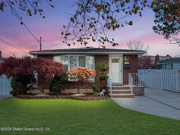 2nd image of 109 Retford Ave