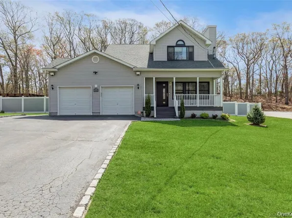 12 Midvale Avenue, Port Jefferson Station, NY 11776