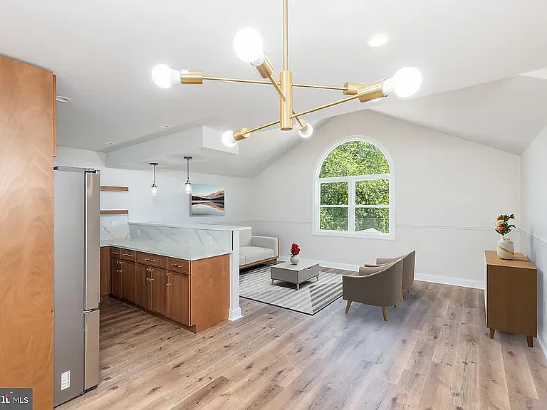 2 bed, 2000 sqft, $1,500 — Photo 4
