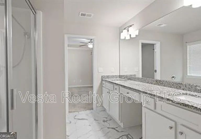 121 Lexington Place Dr — Photo 15