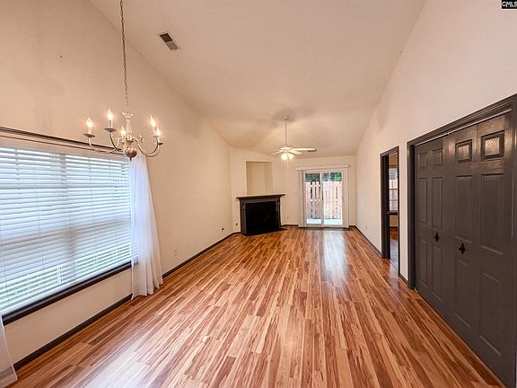 3rd image of 129 Weatherstone Rd