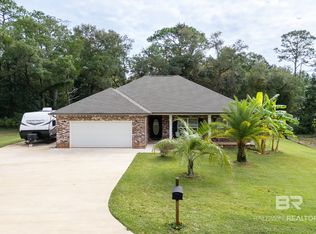 2593 Rosinton Cir, Lillian, AL 36549