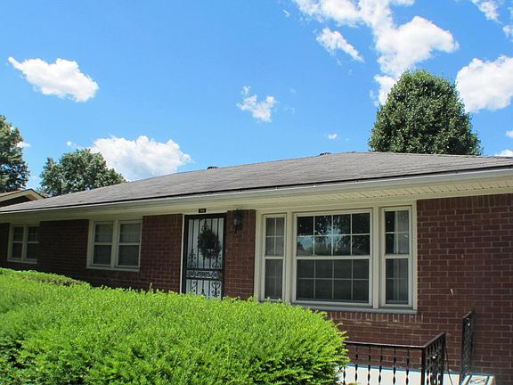 3rd image of 7910 Trillium Dr