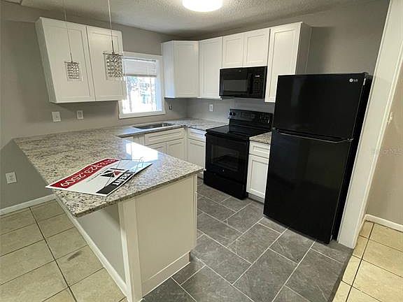 4th image of 2557 Chestnut Woods Dr