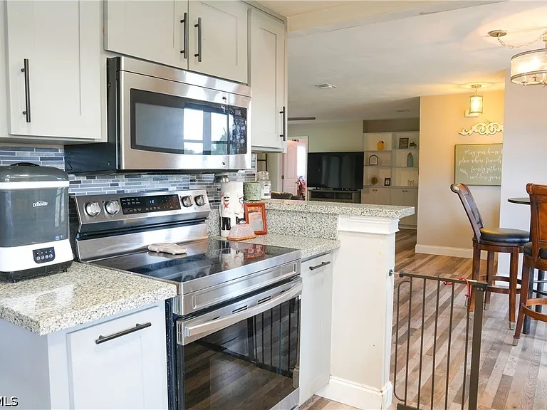 114 Greenwood Ave — Photo 12