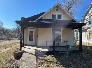 2614 Sacramento St, Saint Joseph, MO 64507
