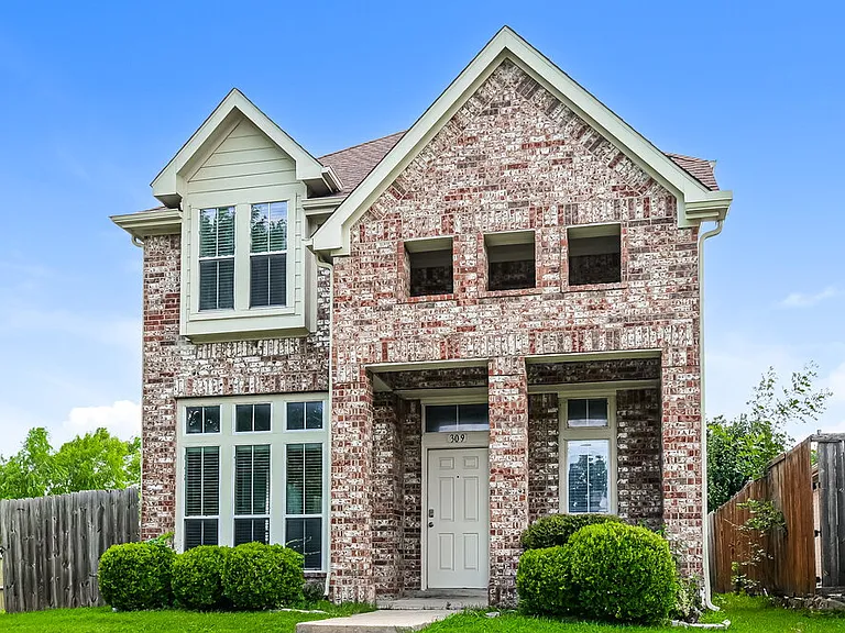 309 Cobblestone Dr — Photo 4