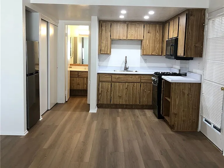 16631 Dolores Ln #1-B — Photo 5