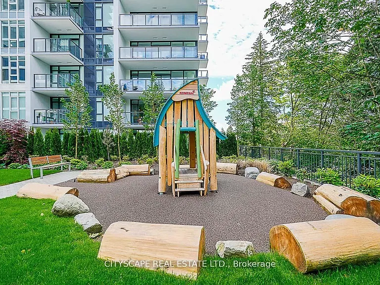 585 Austin Ave #1907 — Photo 35