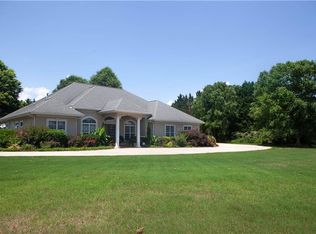 7110 Balmoral Ct, Cumming, GA 30041