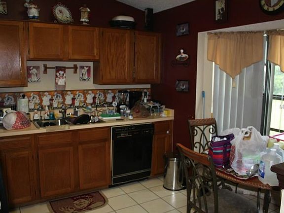 3rd image of 851 Leeward Dr