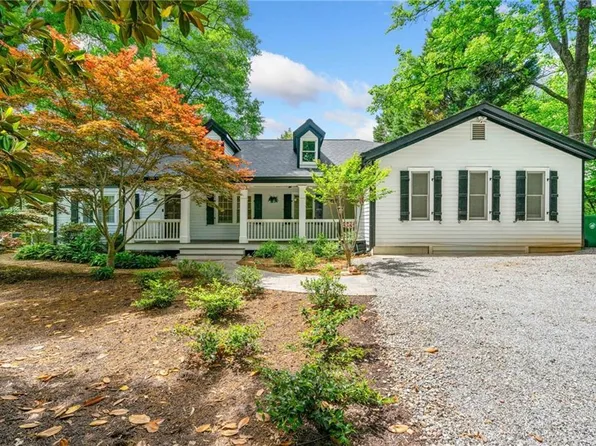1492 Frazier Rd, Decatur, GA 30033