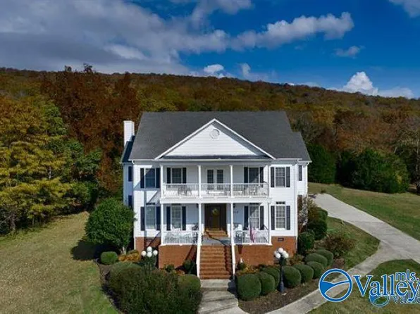 310 Mountain Ln, Gurley, AL 35748