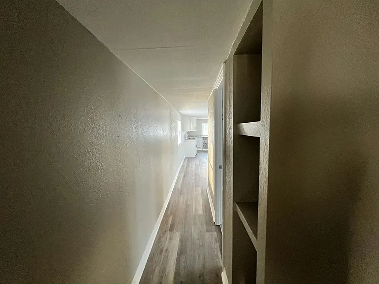Auburndale Estates — Photo 16