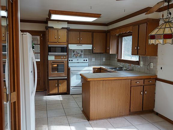 5th image of 6613 Sussex Cir