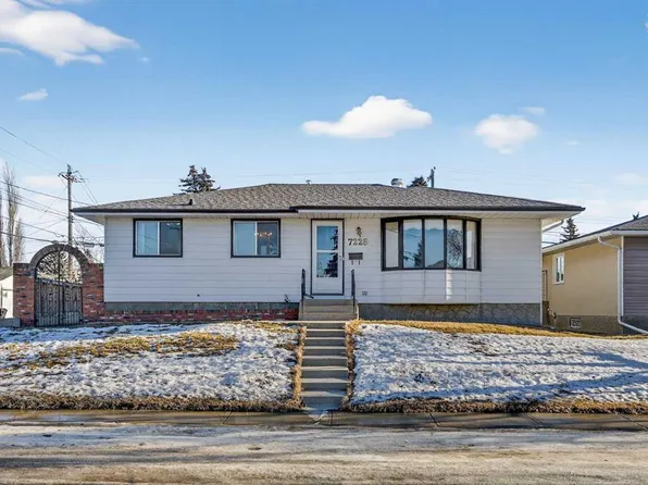 7228 W Huntridge Hl NE, Calgary, AB T2K 4A5