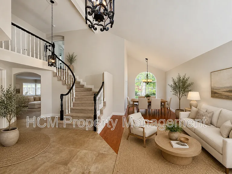 26796 Baronet — Photo 2