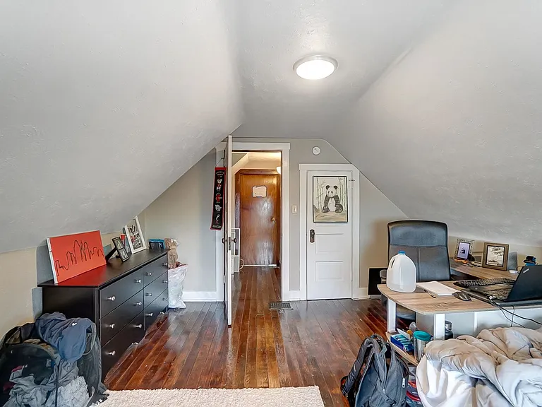 350 Volkert Ave — Photo 13