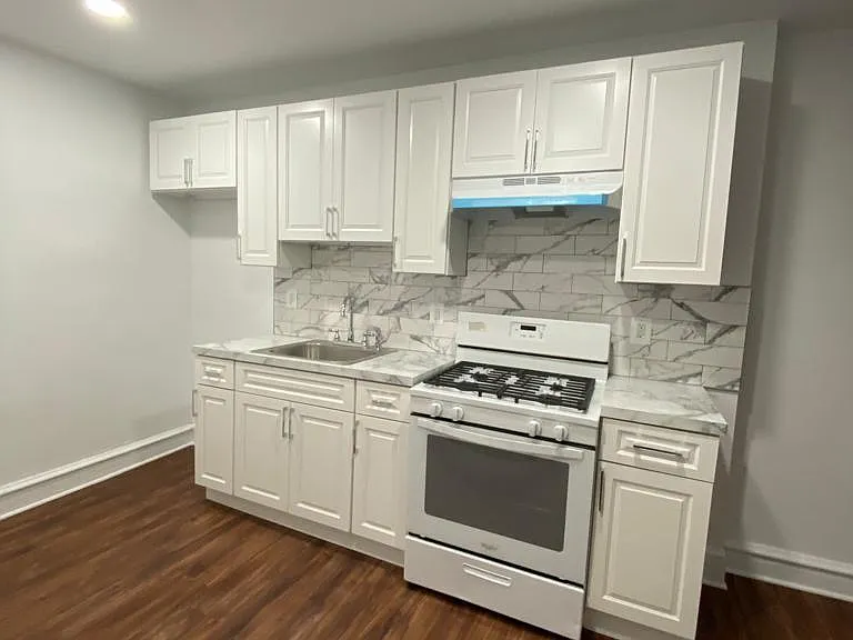 4655 Adams Ave #I — Photo 3