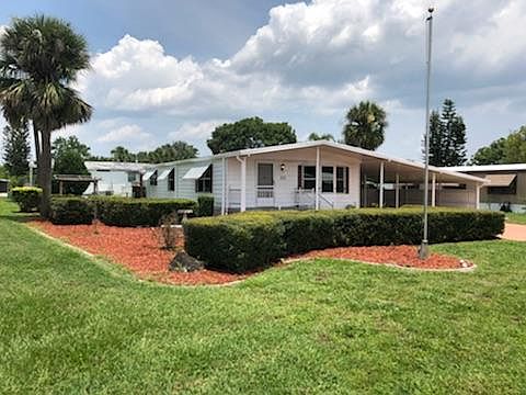 2nd image of 420 E Palm Valley Dr