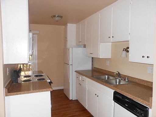 2nd image of 1031 Imperial Beach Blvd APT 59