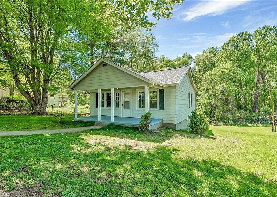 1st image of 147 Pondview Dr