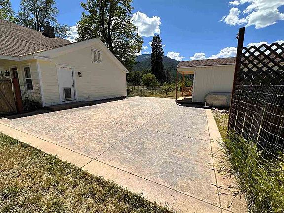 5th image of 9317 Scott River Rd