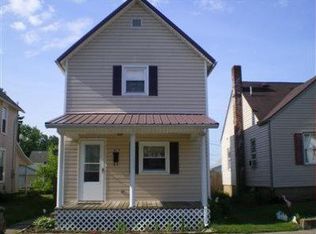 917 Pine St, Coshocton, OH