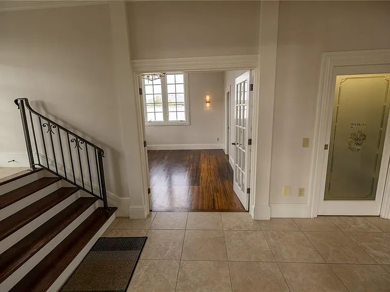 945 Westminster St #2 — Photo 15