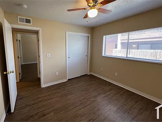 1327 Ortiz Dr SE #2 — Photo 7