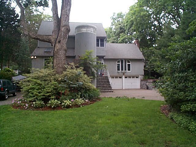 Magnificent Contemporary