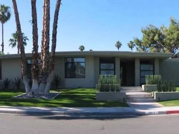 1011 E Sierra Way, Palm Springs, CA 92264
