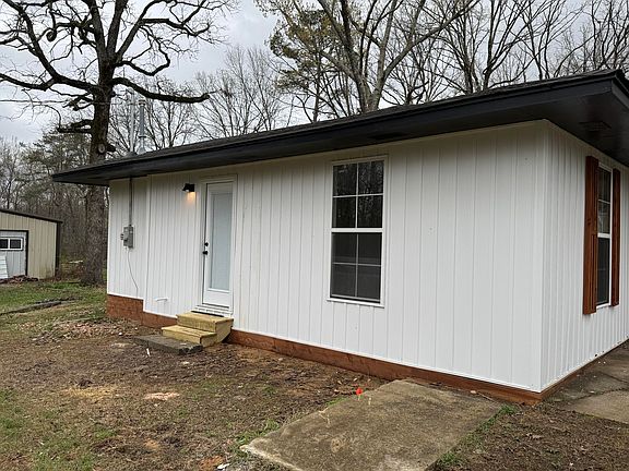 2nd image of 328 Old Airport Rd