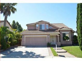 11 Dover Cir, Salinas, CA 93906