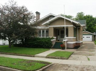 715 South St, Jackson, MN 56143