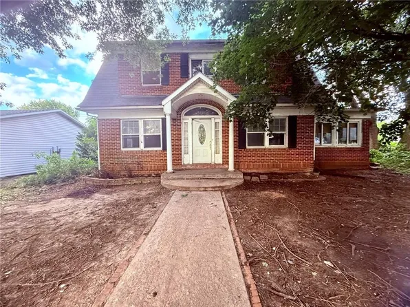 715 Franklin Pl, Maryville, MO 64468