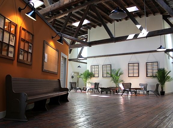 3rd image of 701 Jefferson Ave #109