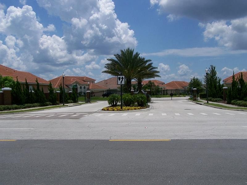 1st image of 10010 Oak Quarry Dr
