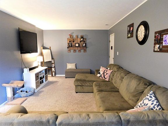 4th image of 6780 Harrison Ave Unit 75