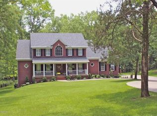 5008 Higgins View Ln, Fisherville, KY 40023