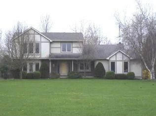 78 Damon Rd, Haslett, MI 48840