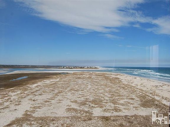 4th image of 2700 N Lumina Avenue