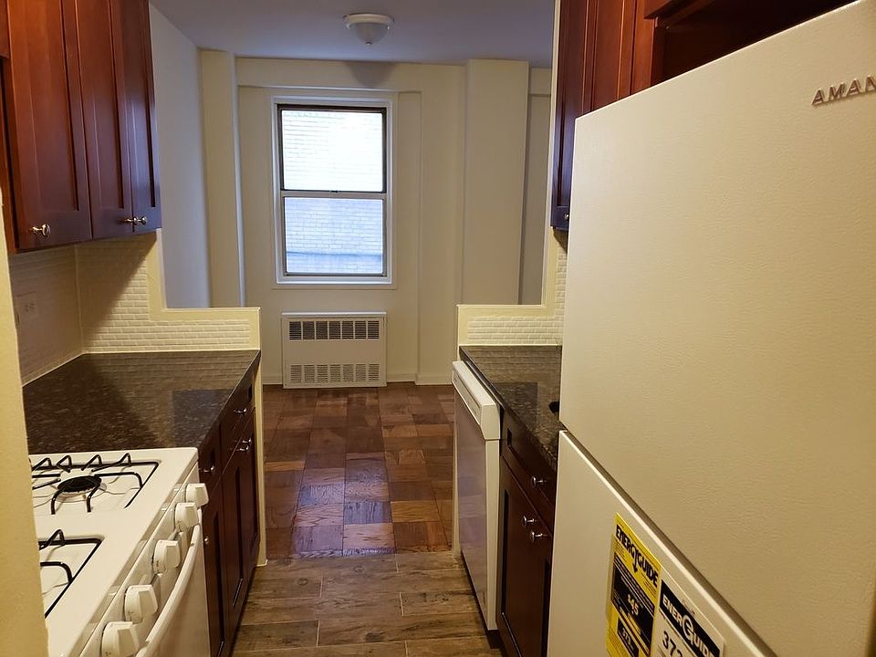 2nd image of 630 Ocean Ave APT 3B