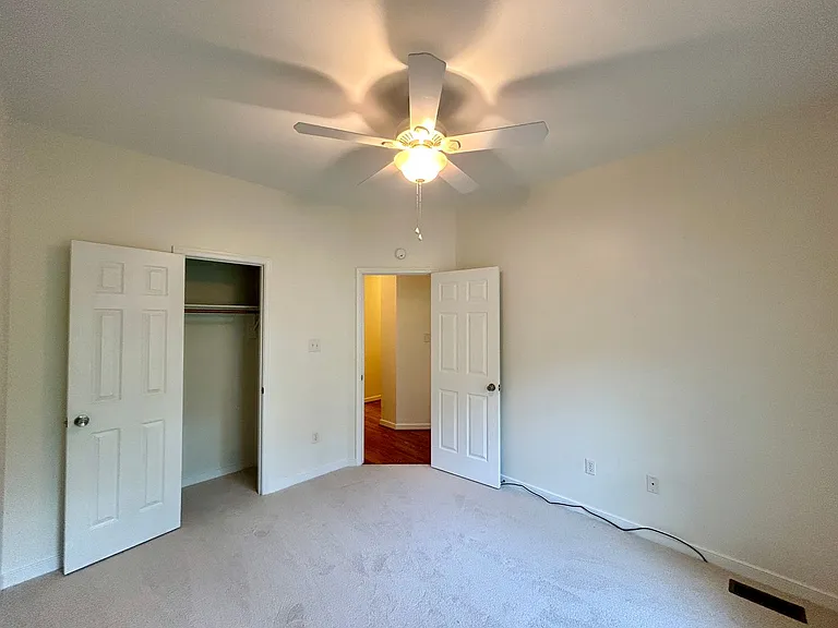 1520 Crawford Wood Dr — Photo 11