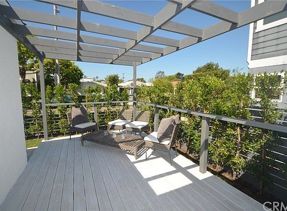 Front Deck, Very Private