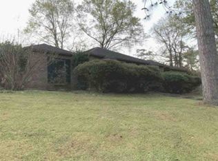 810 Linton Lanier Ln, Jasper, TX 75951