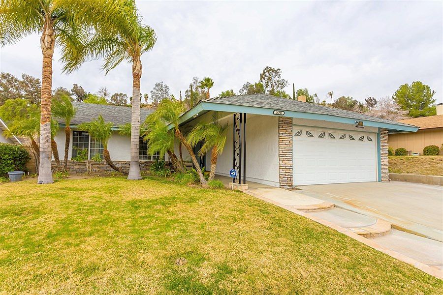 1st image of 28245 Winterdale Dr