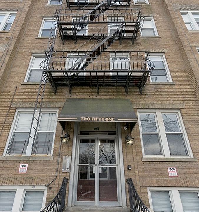 1st image of 251 Beacon Ave APT 14